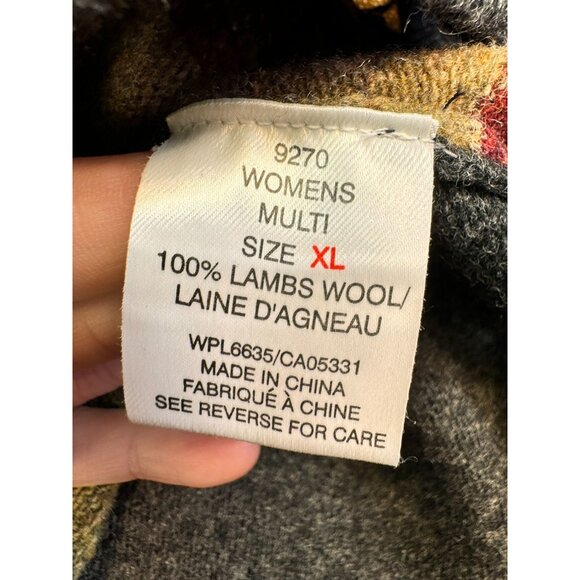 Woolrich Womens Patchwork Knit Vest 100% Lambs Wool Christmas Holiday Theme - Picture 3 of 9